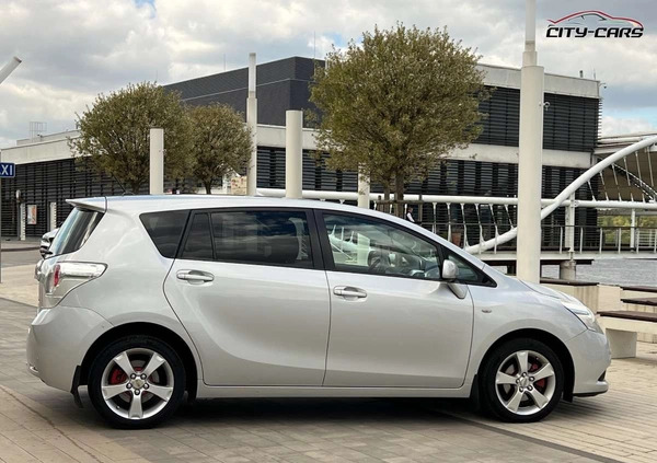 Toyota Verso cena 36900 przebieg: 163000, rok produkcji 2012 z Pruchnik małe 704